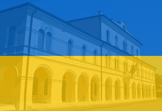Solidarietà all’Ucraina: Il Municipio di Noventa di Piave si tinge dei colori della bandiera Ucraina.